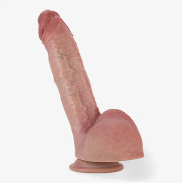 LOGAN - Realistic dildo crafted for natural penetration