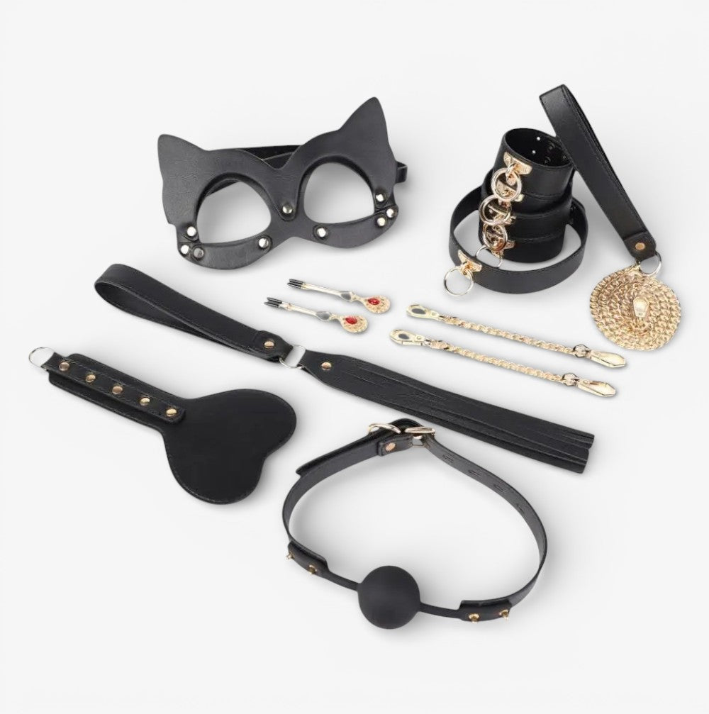 LEATHER BONDAGE SET - Complete leather bondage restraint set