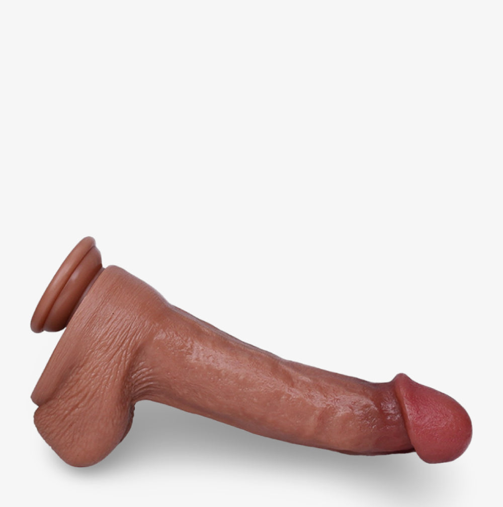 TOM - Realistic dildo with balanced thickness and firmness