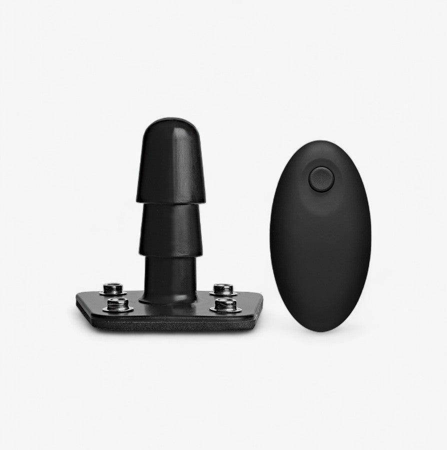 VAC-U-LOCK SUPREME HARNESS WITH VIBRATING PLUG - Harness system with integrated plug