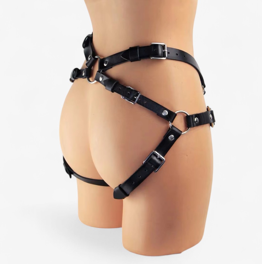 realcock strap 